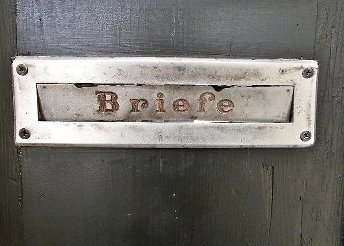 Art In Old Town Apartment *